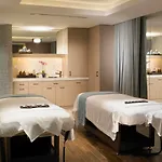 The Palms Hotel & Spa 